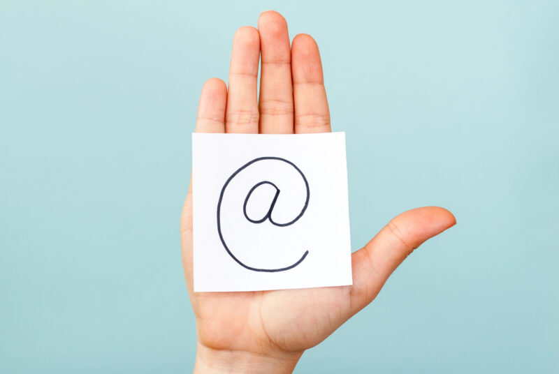 Utilisation d'un serveur SMTP pour l'envoi d'emails personnels et professionnels
